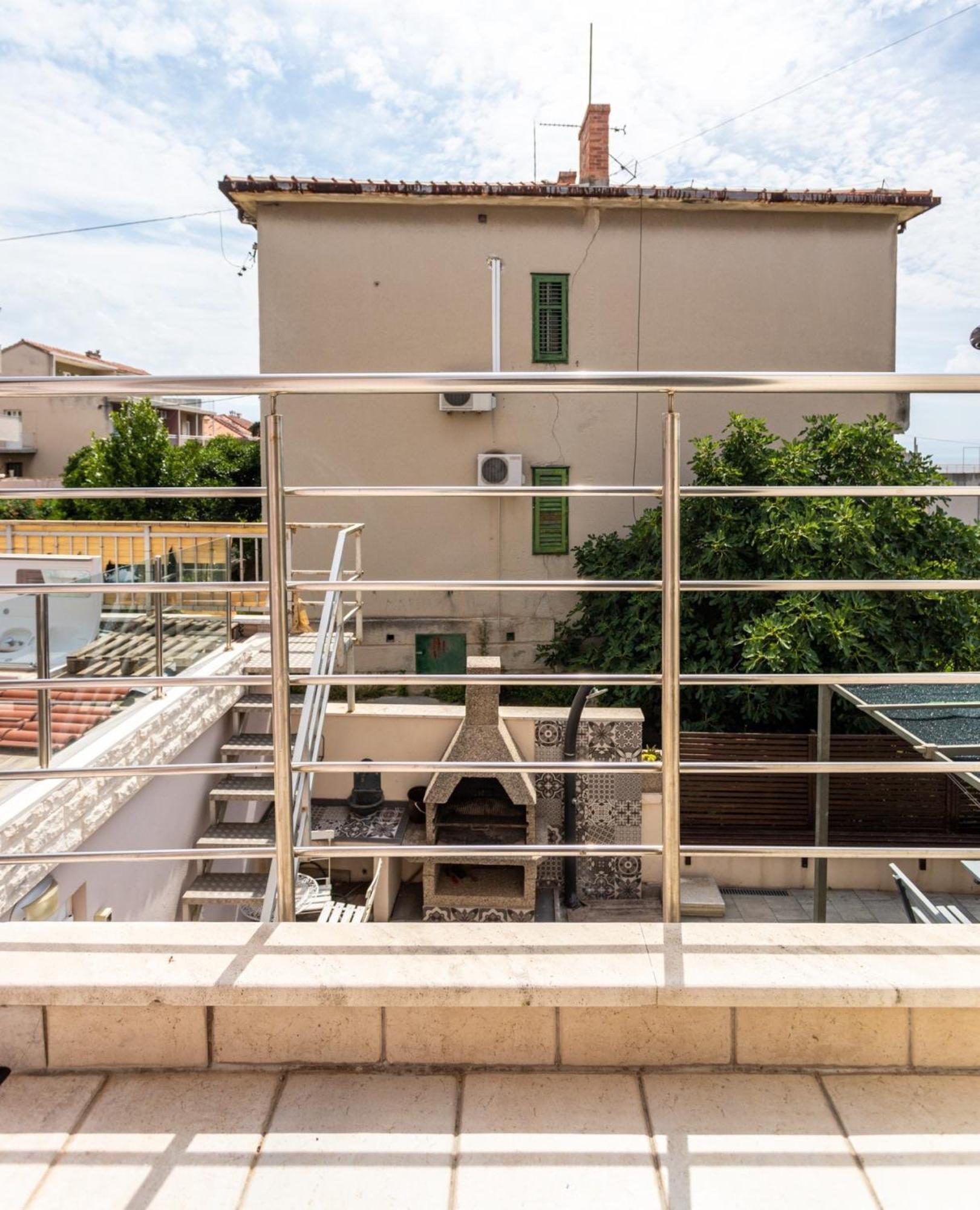 Villa Violeta With The Sea View, 3 Min Walk To The Beach Split Bagian luar foto