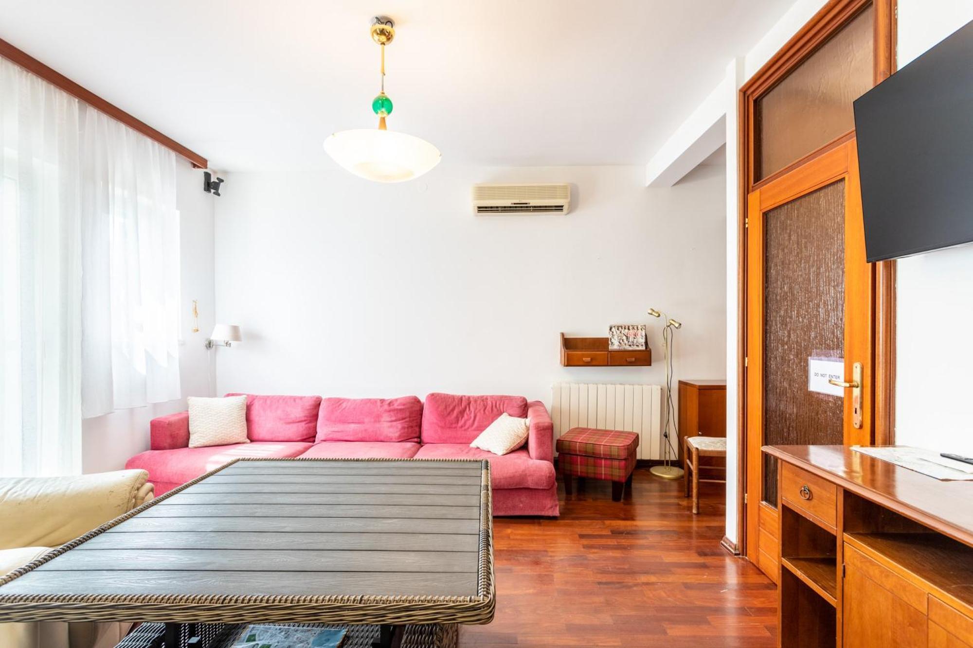 Villa Violeta With The Sea View, 3 Min Walk To The Beach Split Bagian luar foto