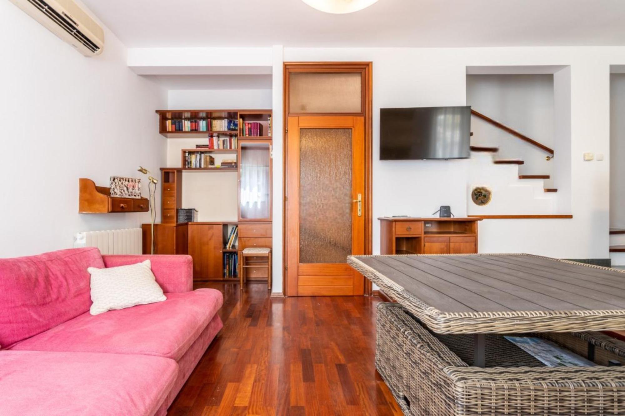 Villa Violeta With The Sea View, 3 Min Walk To The Beach Split Bagian luar foto