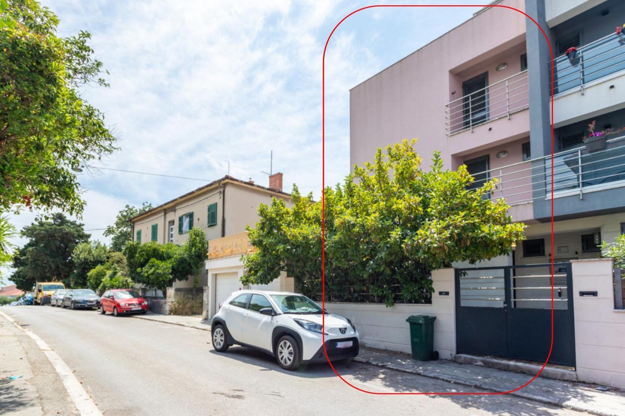 Villa Violeta With The Sea View, 3 Min Walk To The Beach Split Bagian luar foto